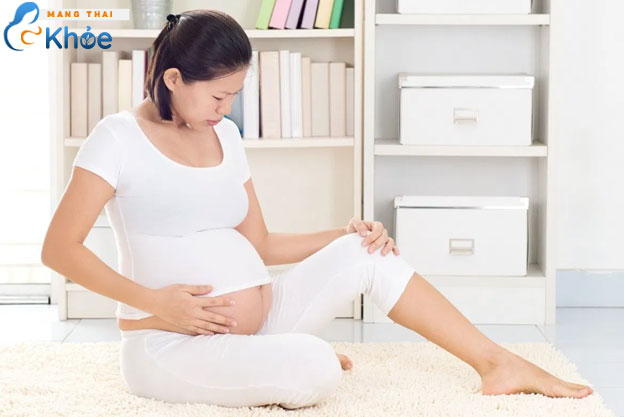 Co thắt tử cung là triệu chứng mẹ bầu thường gặp khi mang thai tuần 41